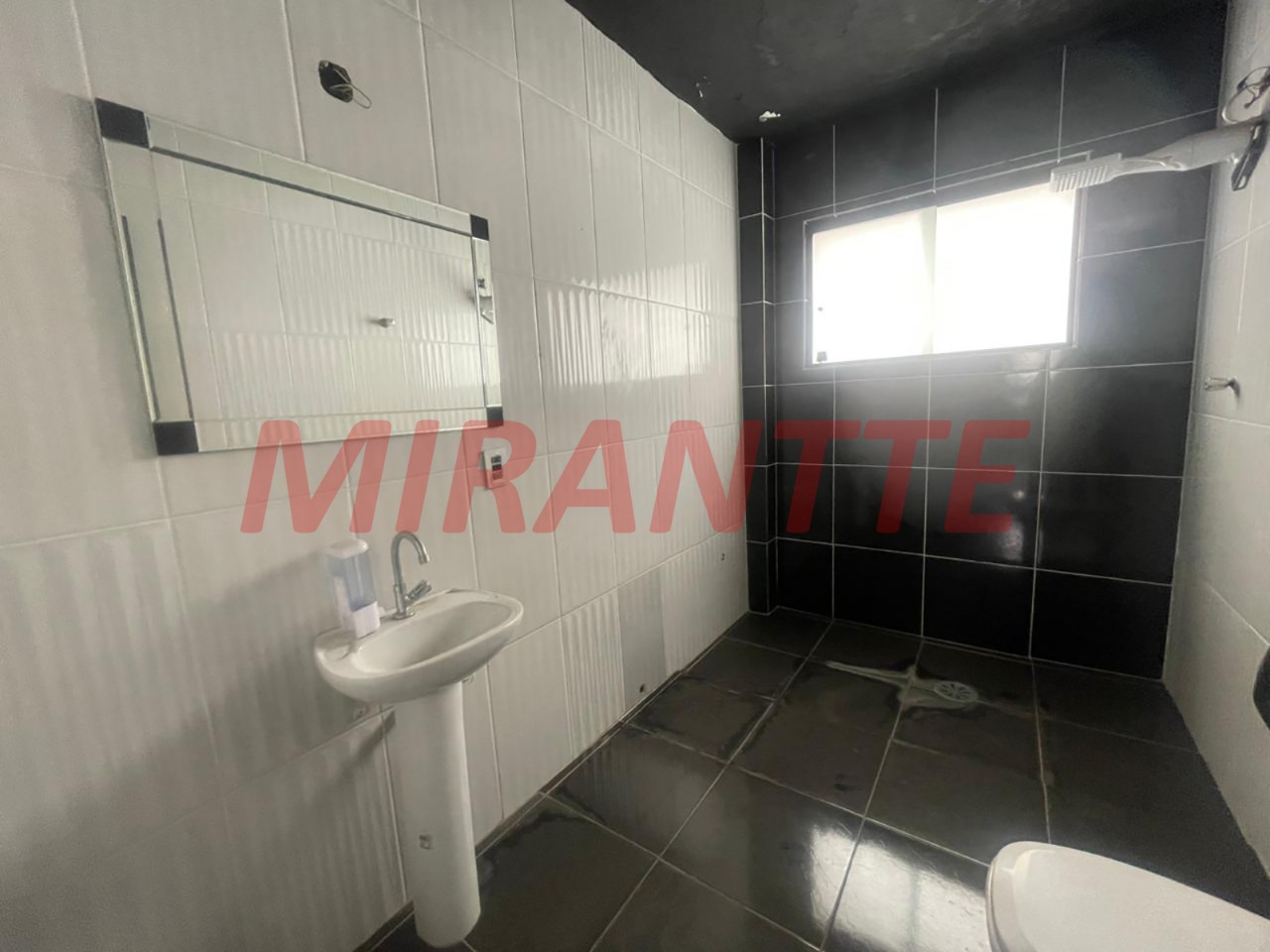 Comercial de 120m² em Casa Verde