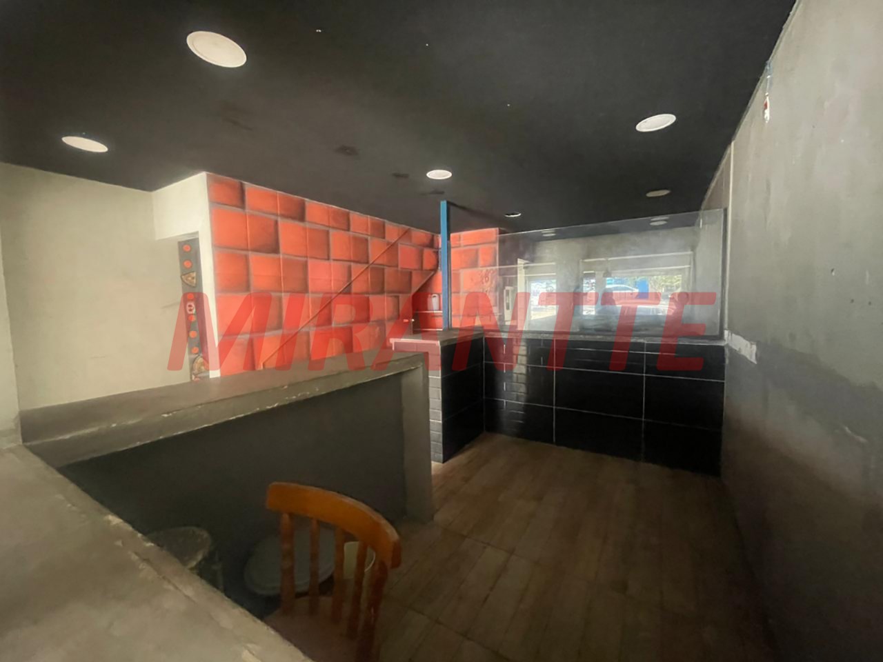 Comercial de 120m² em Casa Verde