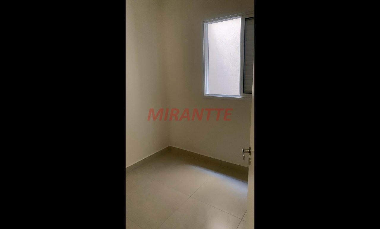 Apartamento de 39m² com 2 quartos em Vila Mazzei