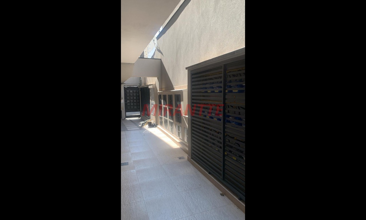 Apartamento de 39m² com 2 quartos em Vila Mazzei