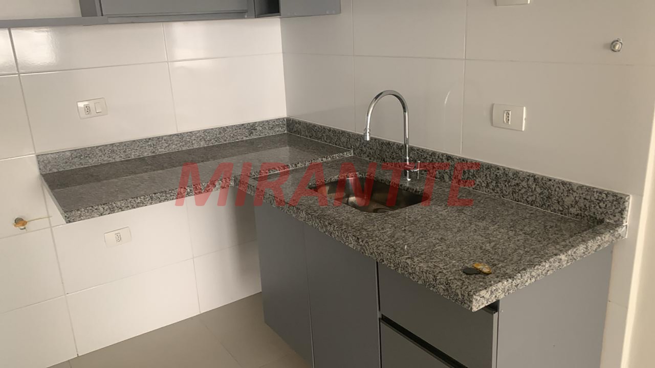 Apartamento de 39m² com 2 quartos em Vila Mazzei