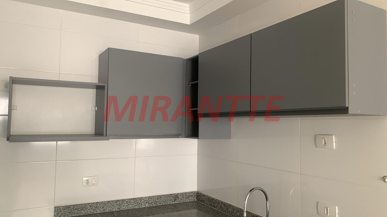Apartamento de 39m² com 2 quartos em Vila Mazzei