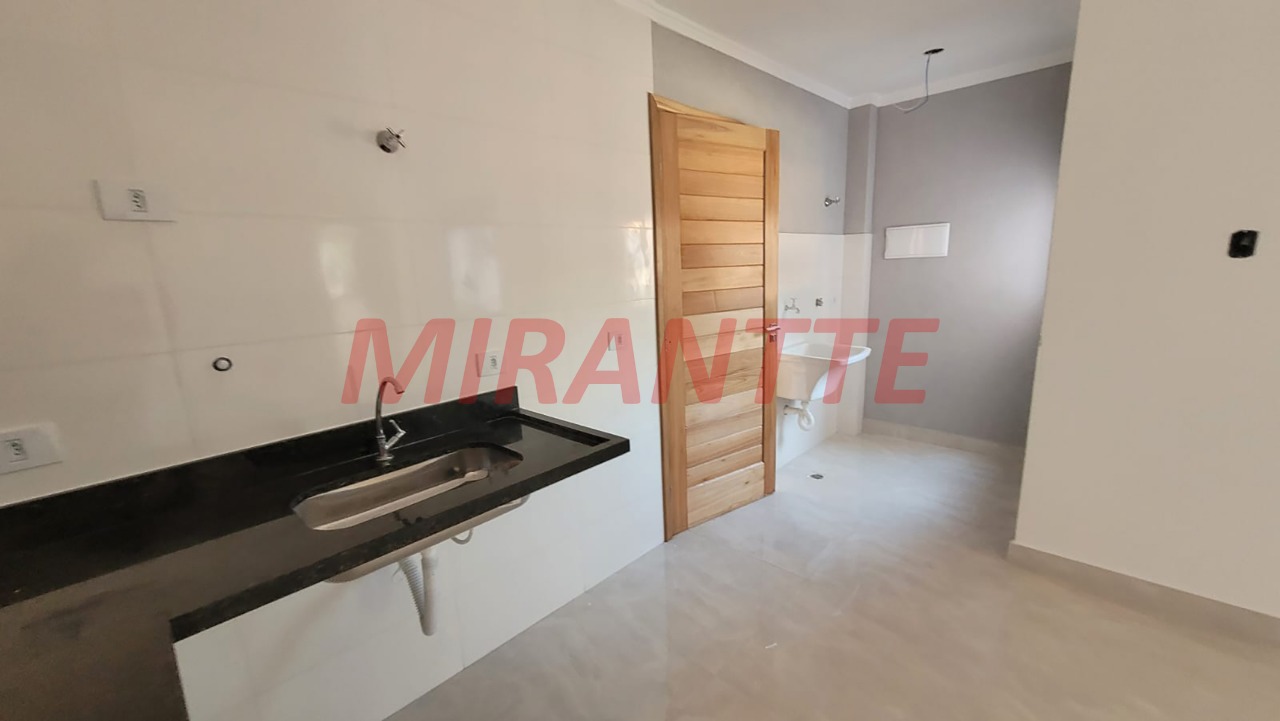 Apartamento de 45m² com 2 quartos em Vila Rosa