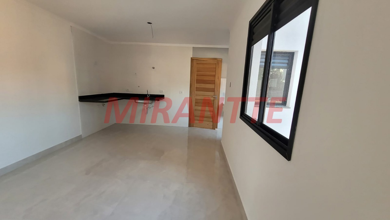 Apartamento de 45m² com 2 quartos em Vila Rosa