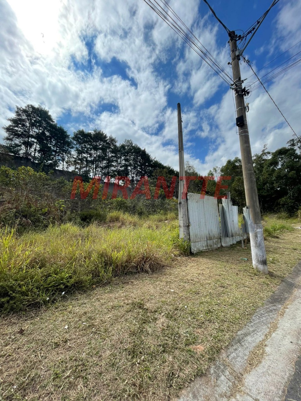 Terreno de 0m² em Quinta das Videiras