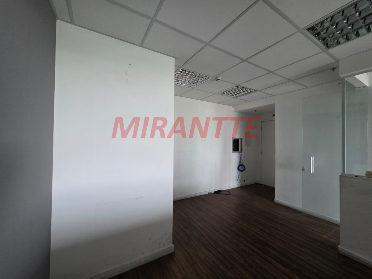 Comercial de 49m² em Santana