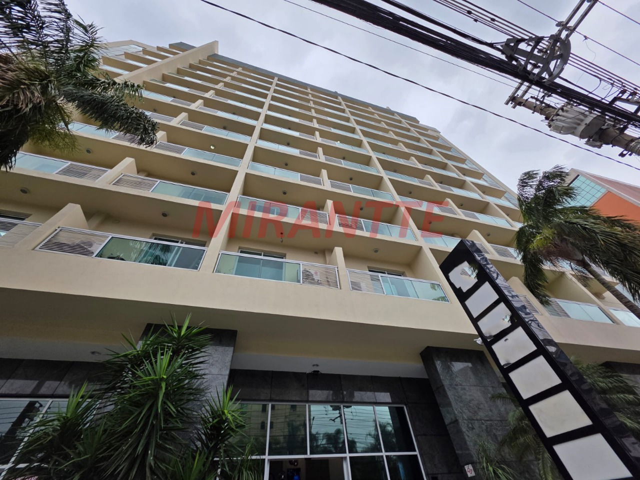 Comercial de 49m² em Santana