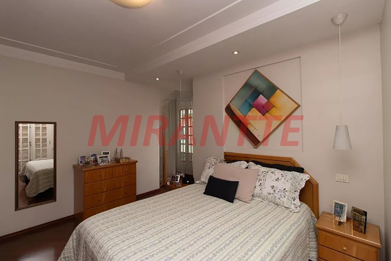 Sobrado de 323m² com 4 quartos em Jardim Guançã