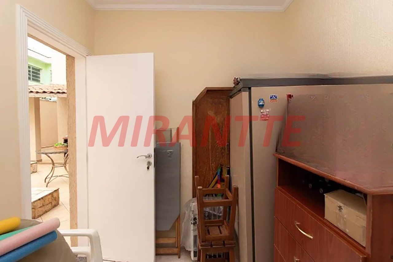 Sobrado de 323m² com 4 quartos em Jardim Guançã