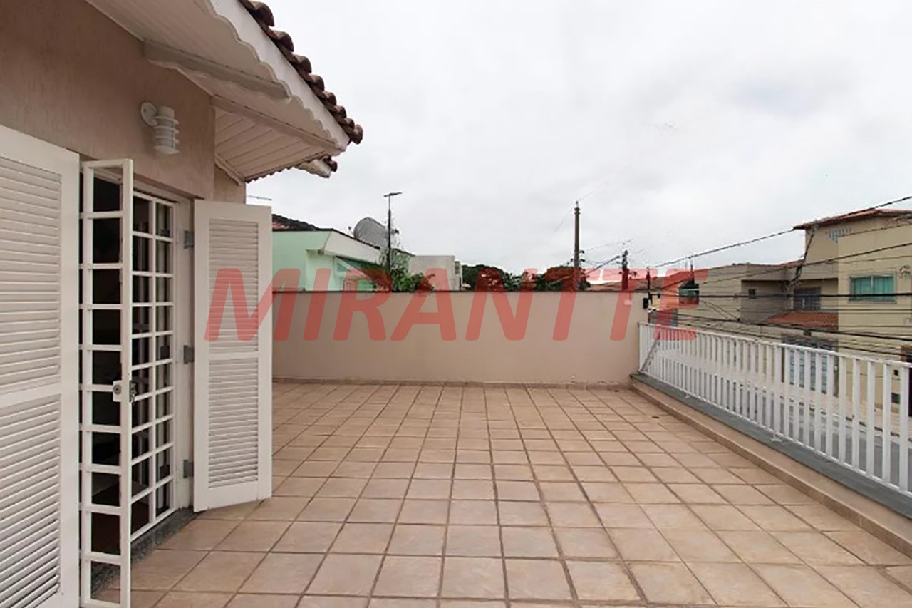 Sobrado de 323m² com 4 quartos em Jardim Guançã