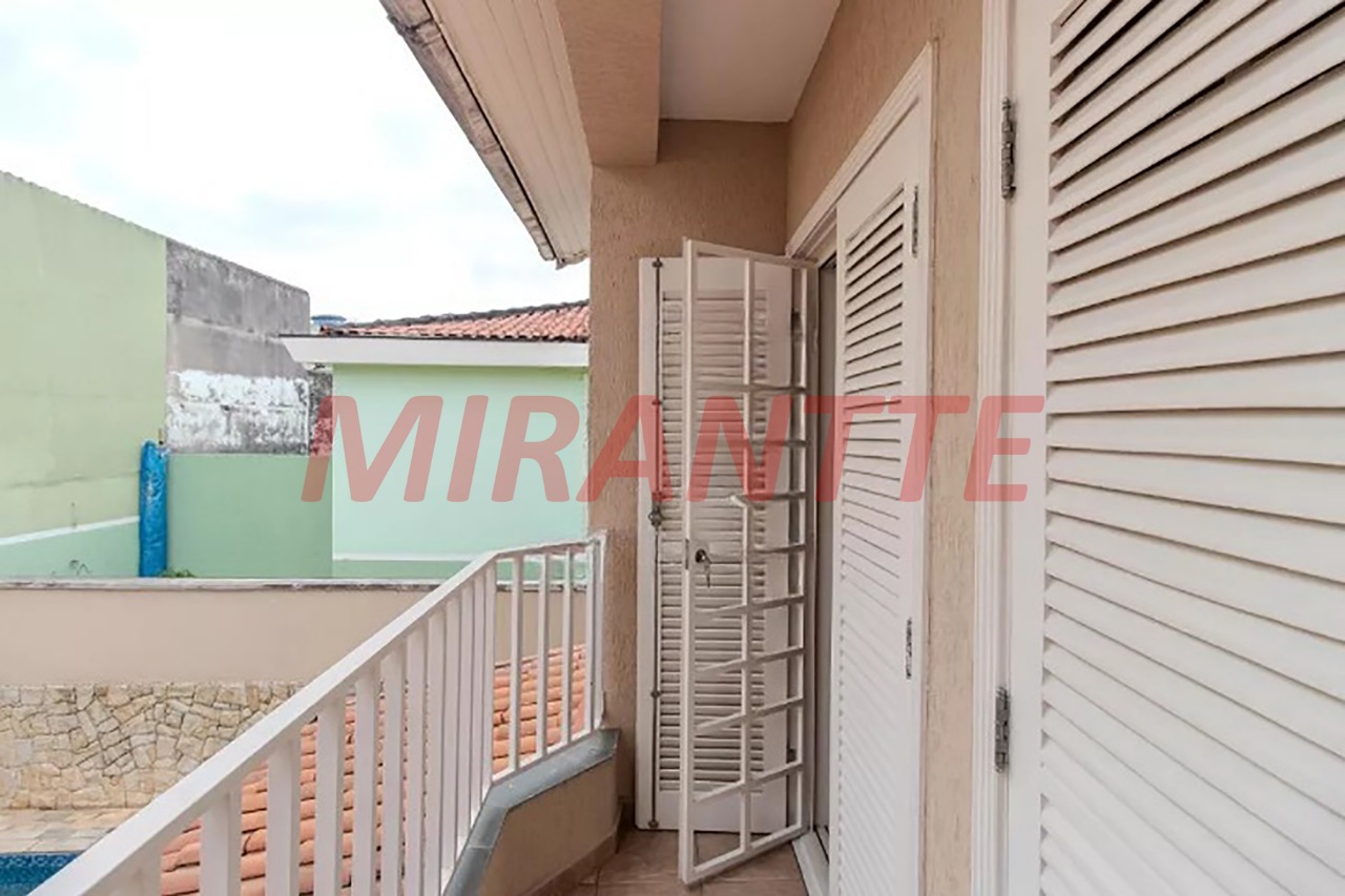 Sobrado de 323m² com 4 quartos em Jardim Guançã