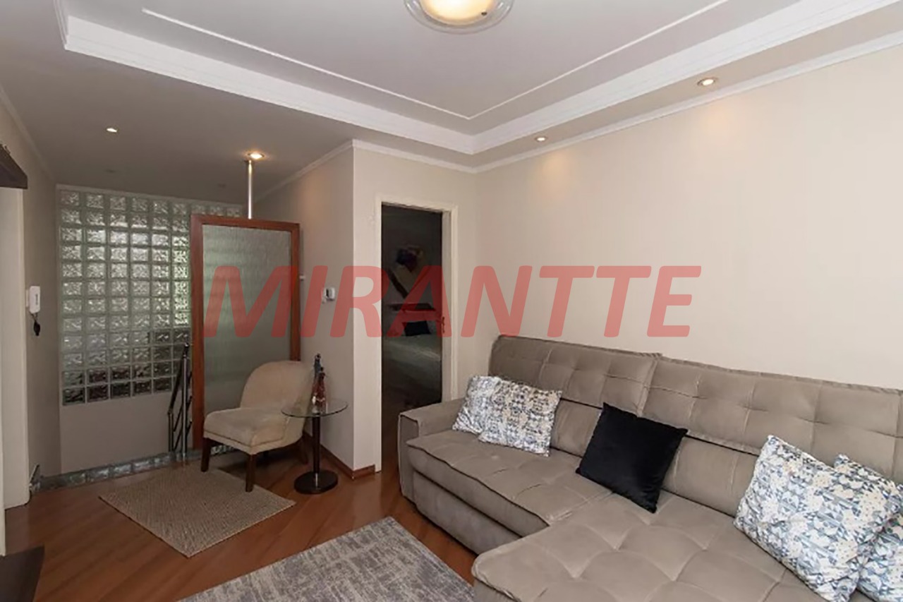 Sobrado de 323m² com 4 quartos em Jardim Guançã