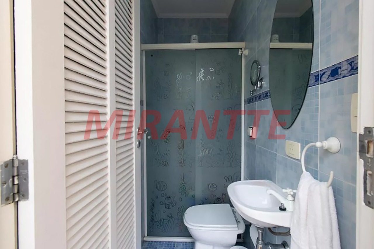 Sobrado de 323m² com 4 quartos em Jardim Guançã