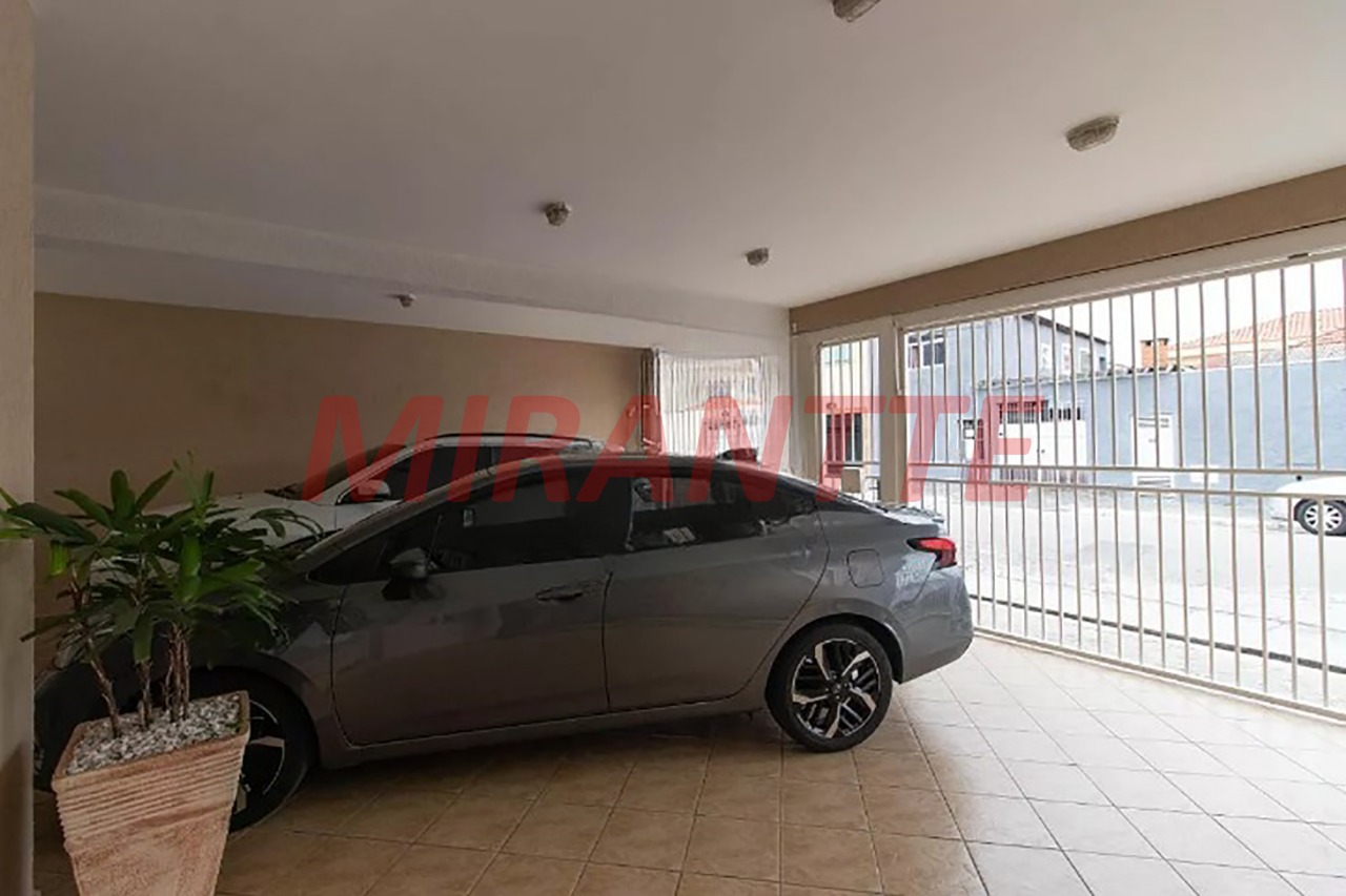 Sobrado de 323m² com 4 quartos em Jardim Guançã