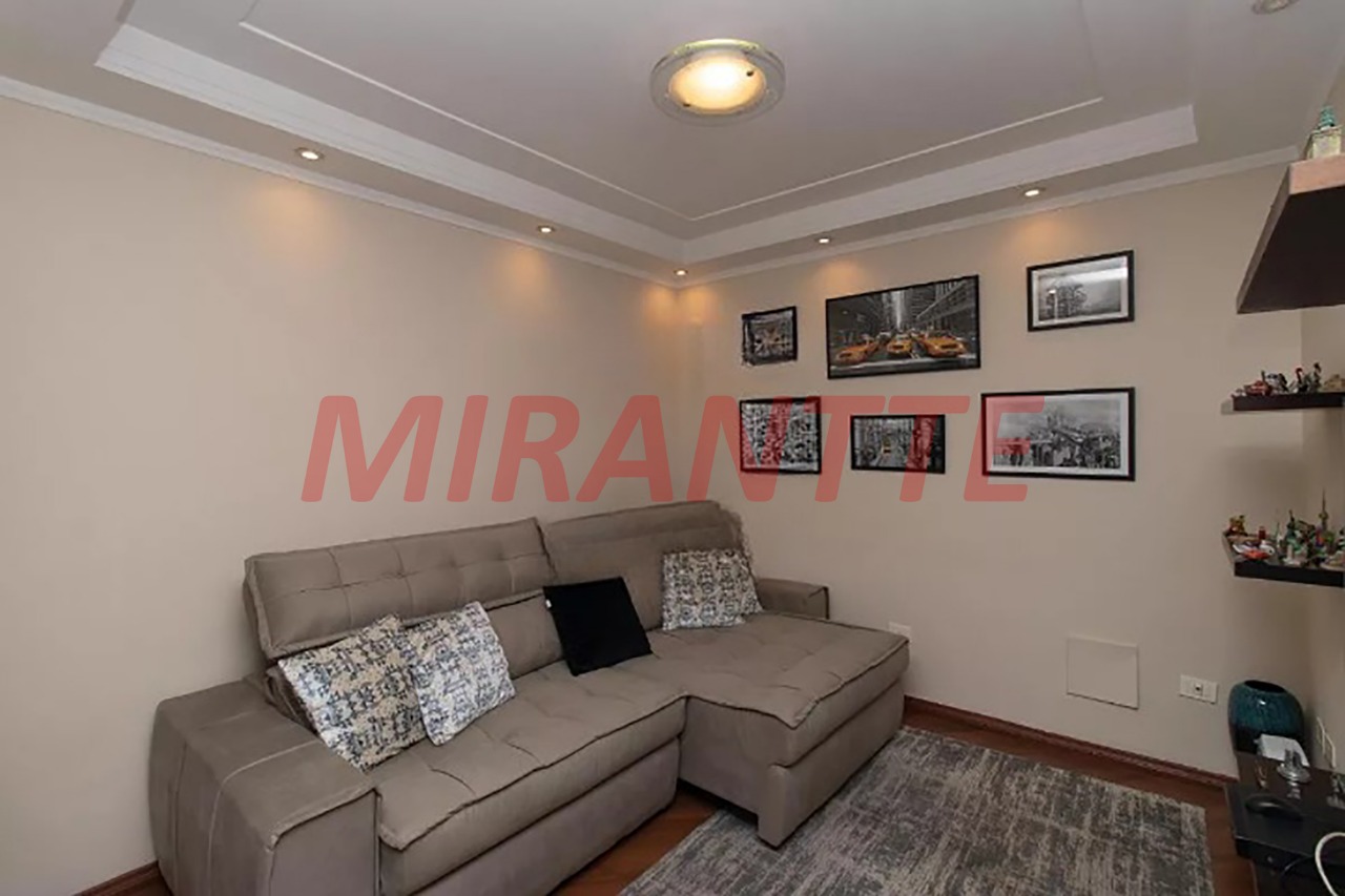Sobrado de 323m² com 4 quartos em Jardim Guançã