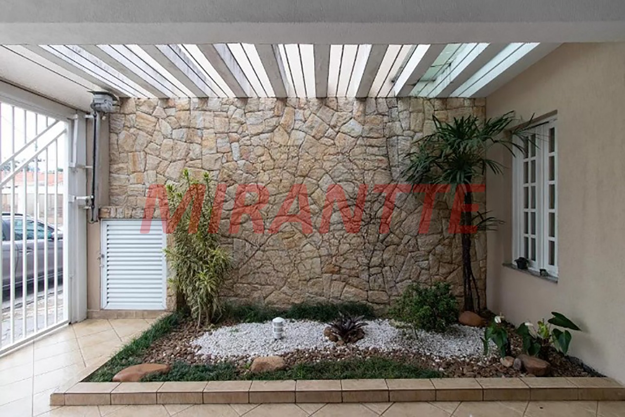 Sobrado de 323m² com 4 quartos em Jardim Guançã