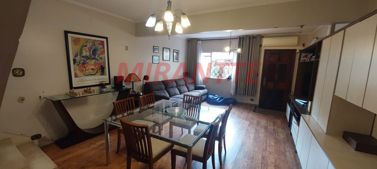 Sobrado de 174m² com 3 quartos em Santana