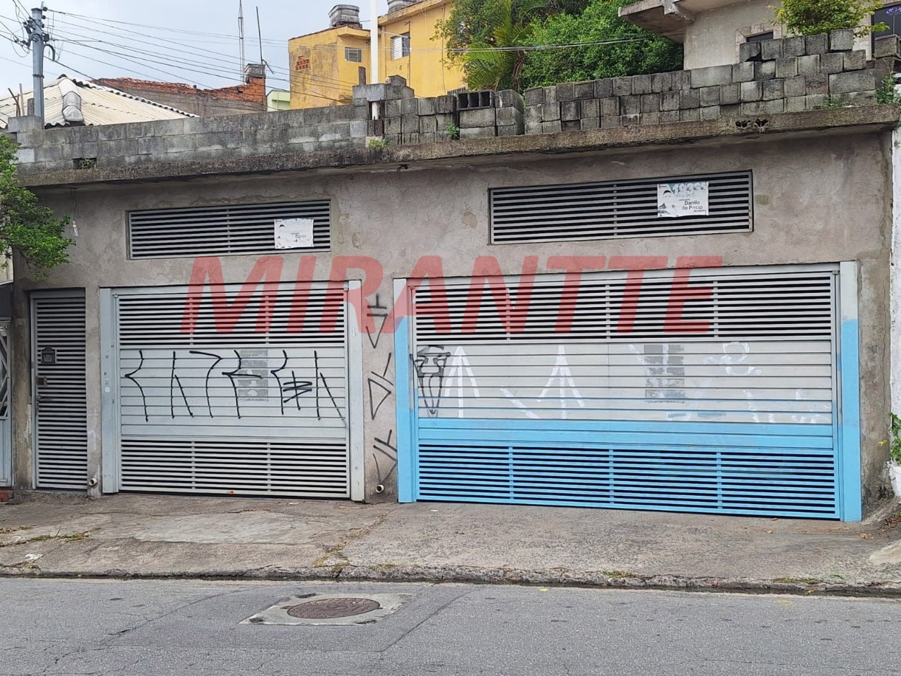 Casa terrea de 2.2m² com 6 quartos em Jardim Japão