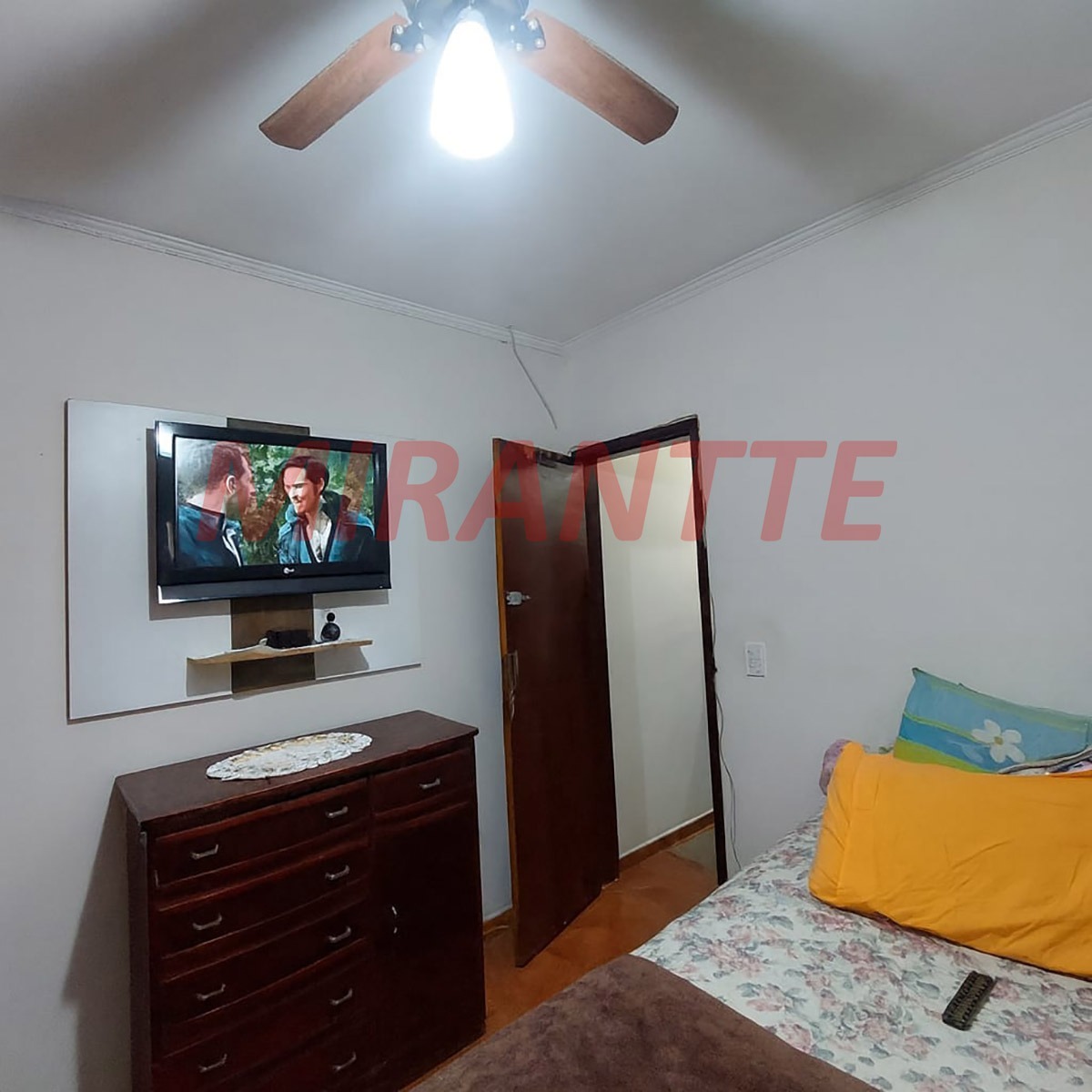 Casa terrea de 168m² com 4 quartos em Vila Espanhola