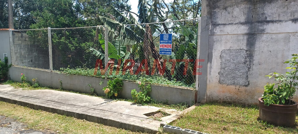 Terreno de m² em Serra da Cantareira