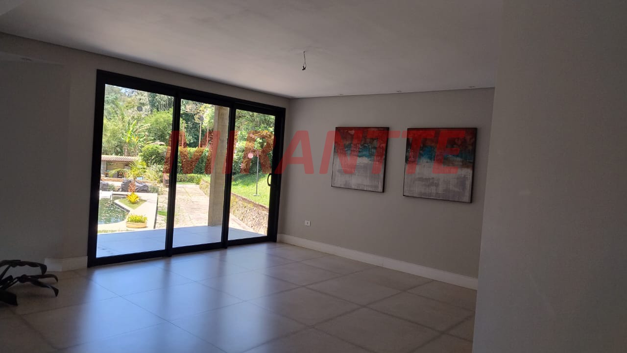 Casa terrea de 350m² com 3 quartos em Serra da Cantareira