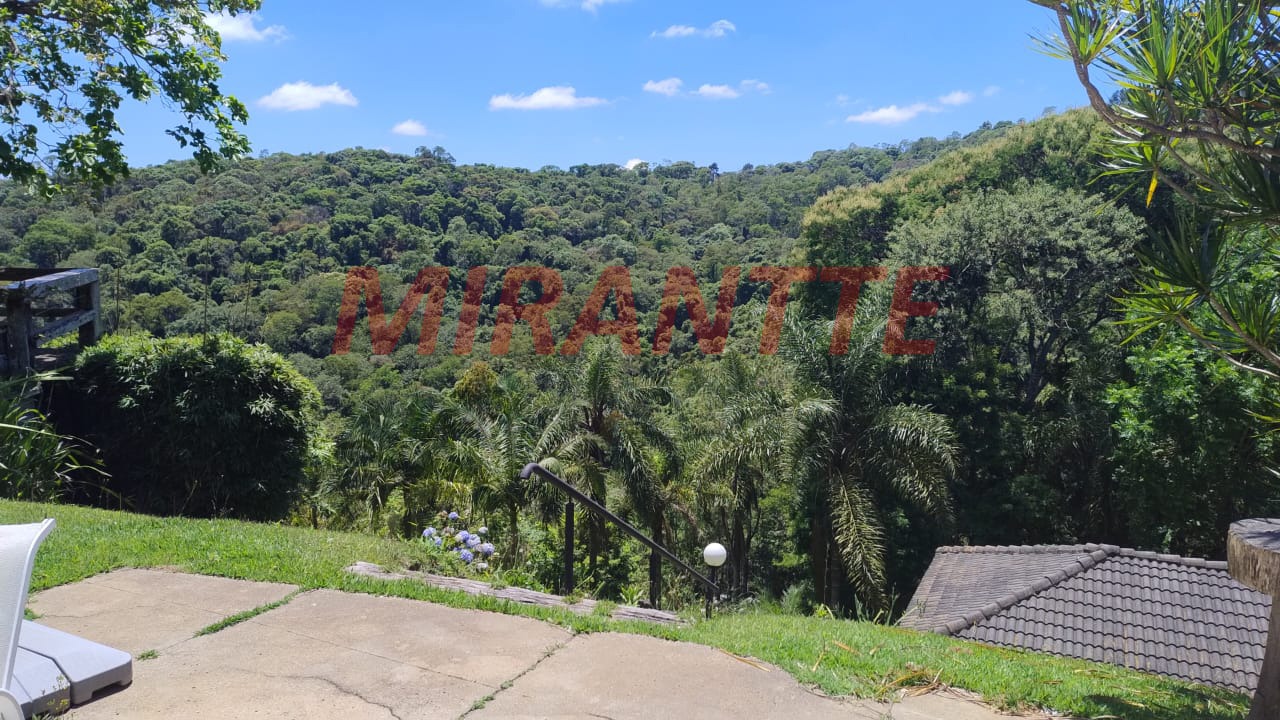 Casa terrea de 350m² com 3 quartos em Serra da Cantareira