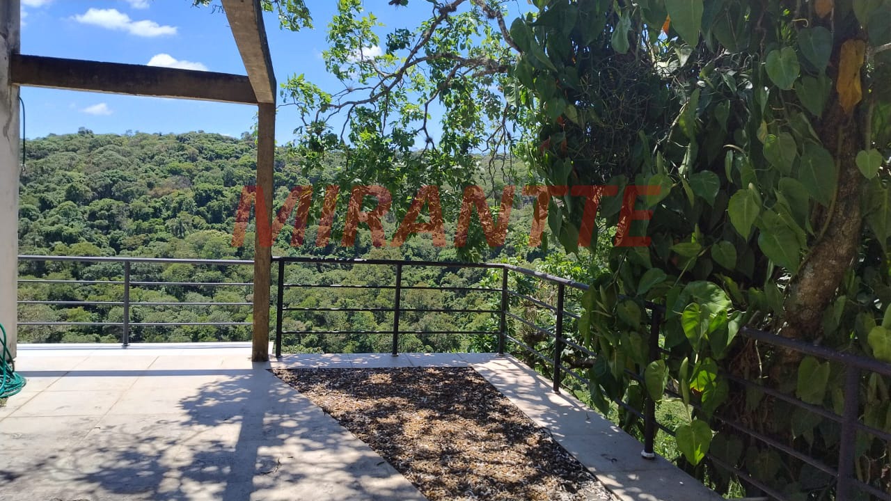 Casa terrea de 350m² com 3 quartos em Serra da Cantareira