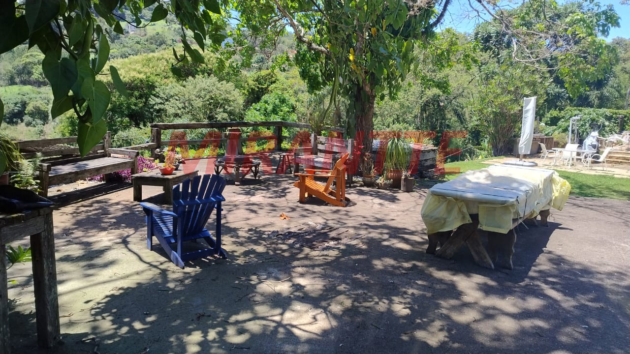 Casa terrea de 350m² com 3 quartos em Serra da Cantareira