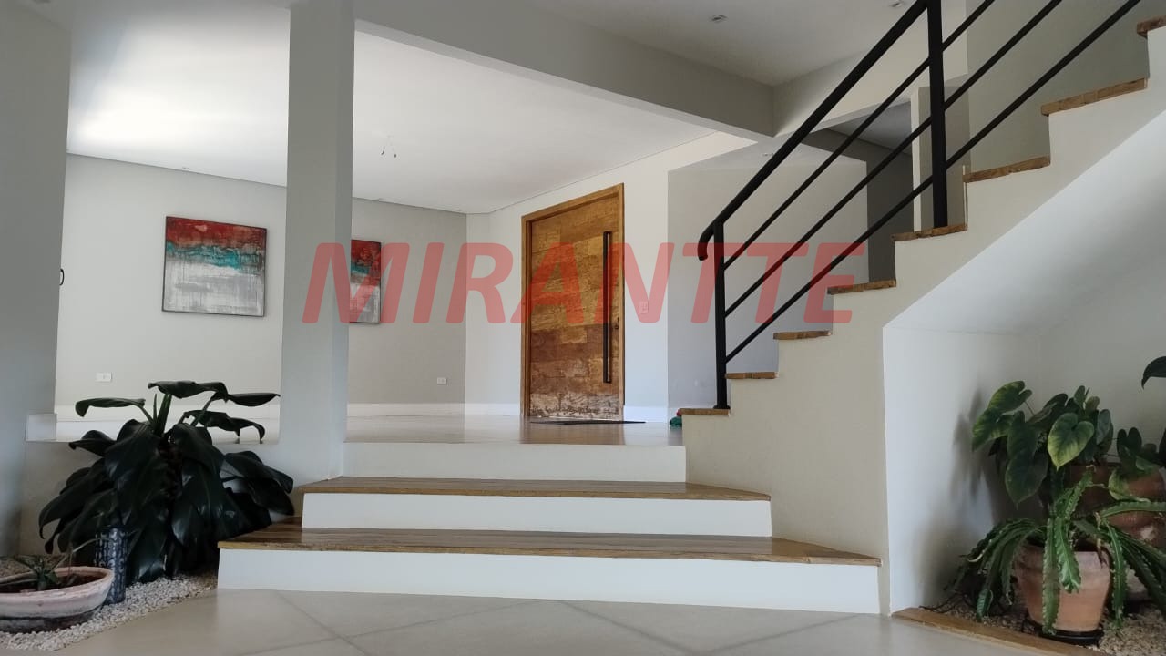 Casa terrea de 350m² com 3 quartos em Serra da Cantareira