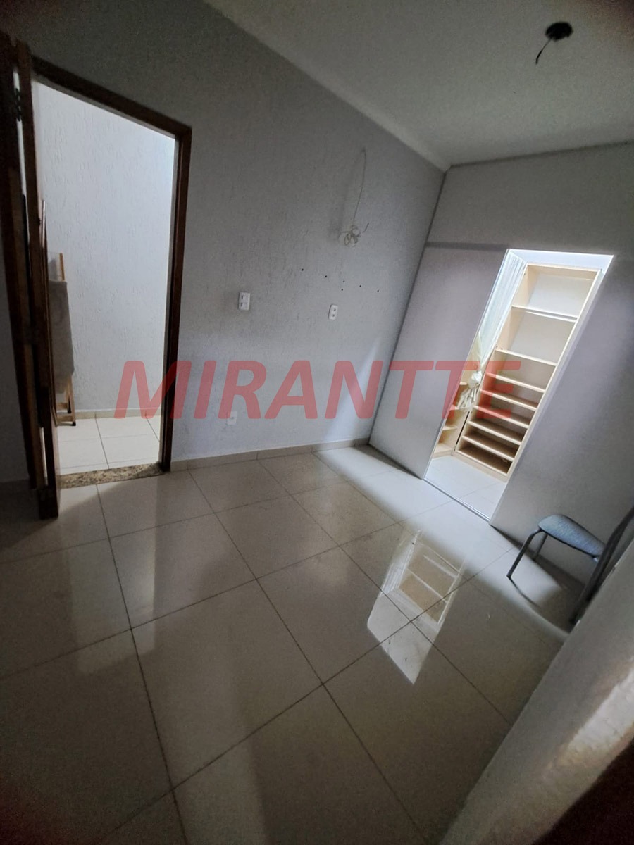 Sobrado de 250m² com 4 quartos em Vila Brasilandia