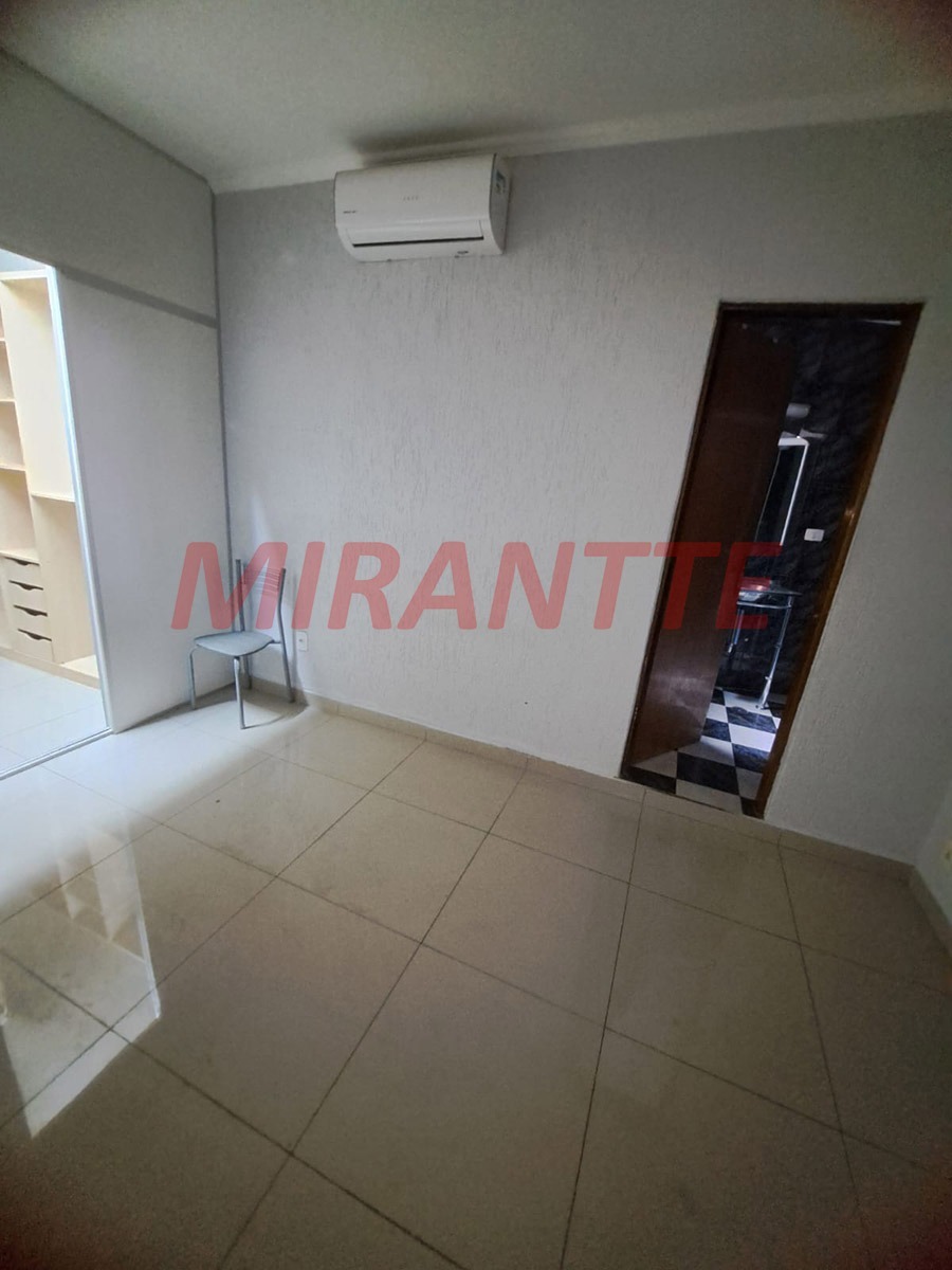 Sobrado de 250m² com 4 quartos em Vila Brasilandia