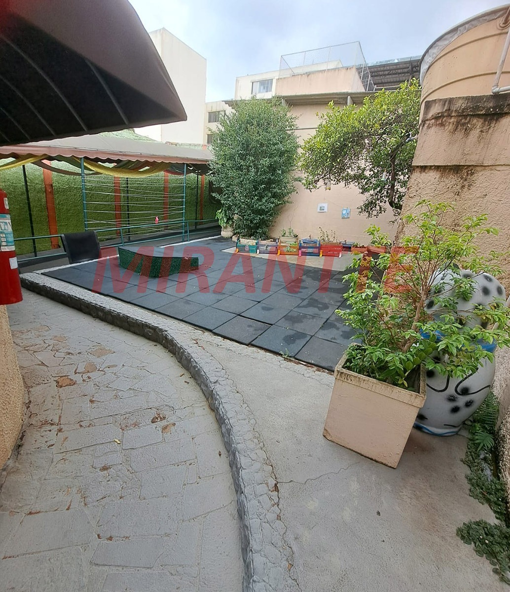 Sobrado de 200m² com 5 quartos em Casa Verde Alta