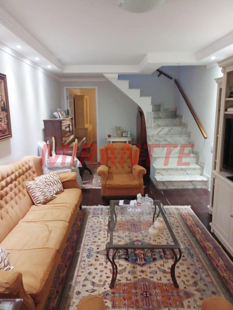 Sobrado de 125m² com 3 quartos em Parque Casa De Pedra