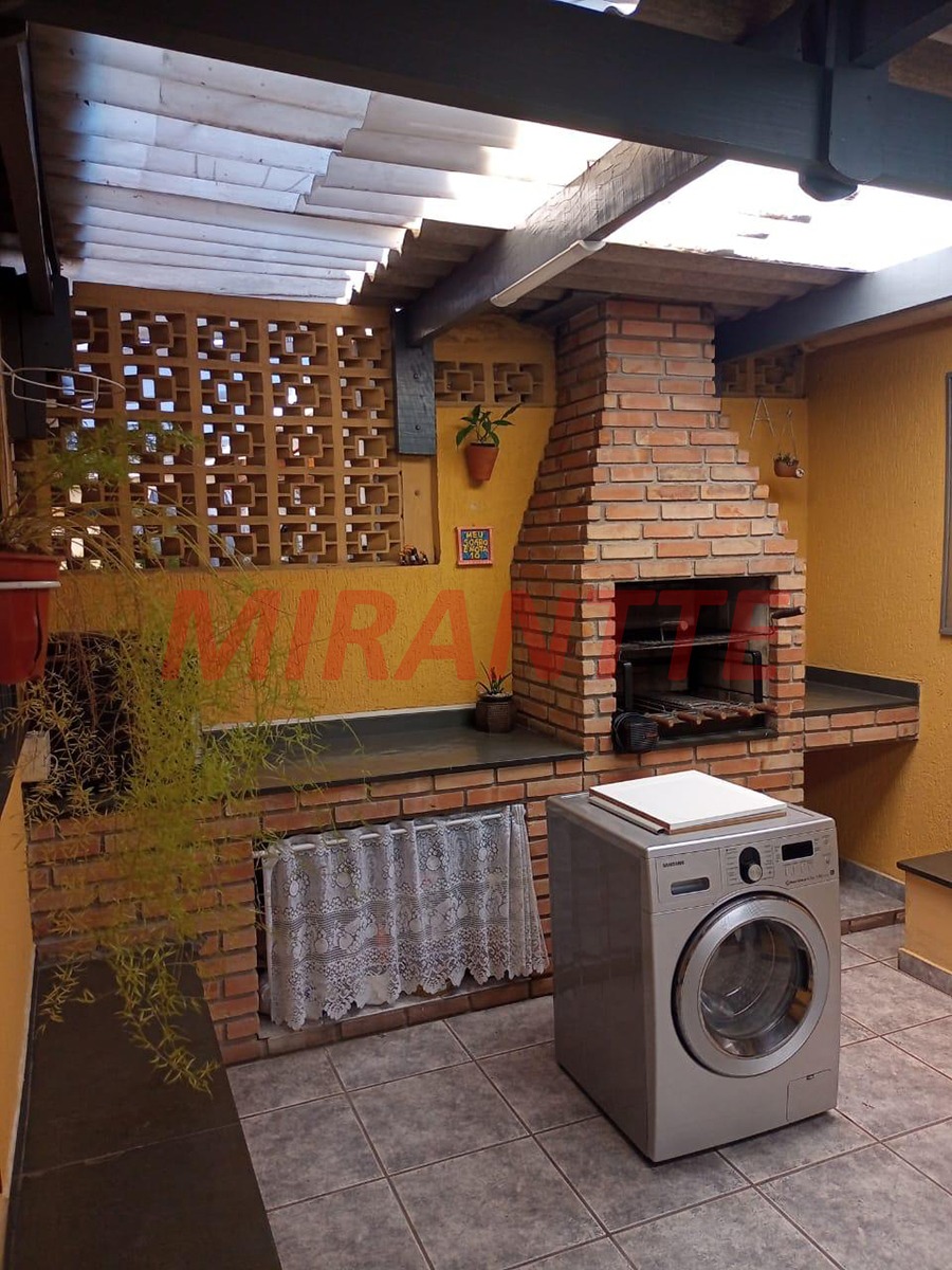Sobrado de 125m² com 3 quartos em Parque Casa De Pedra
