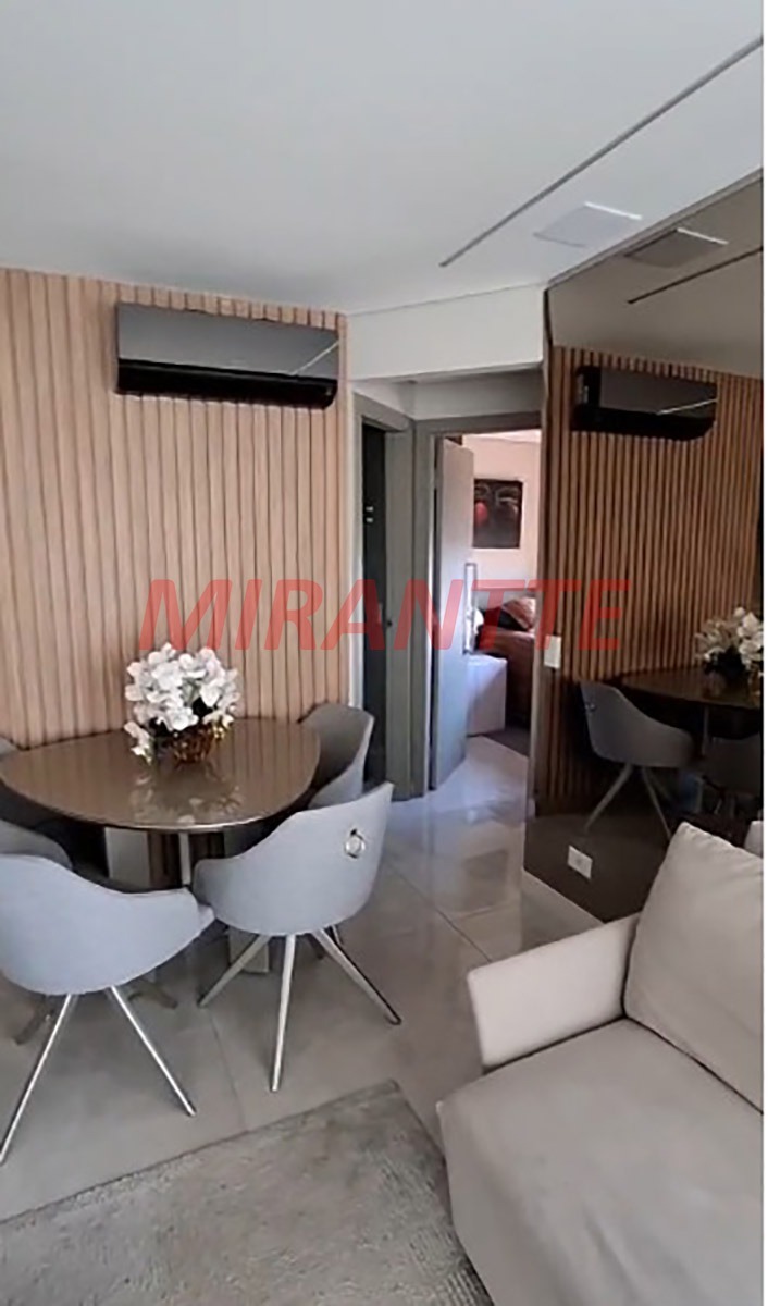 Apartamento de 51m² com 2 quartos em Santana