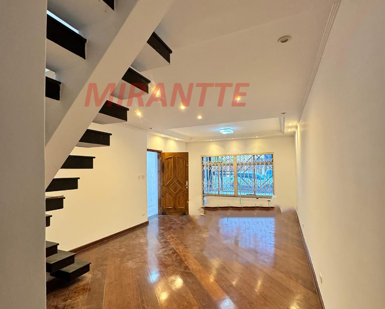 Casa terrea de 167m² com 4 quartos em Vila Santo Estevão