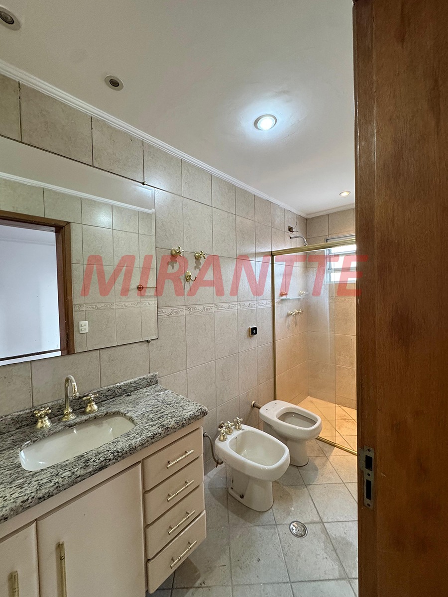 Casa terrea de 167m² com 4 quartos em Vila Santo Estevão