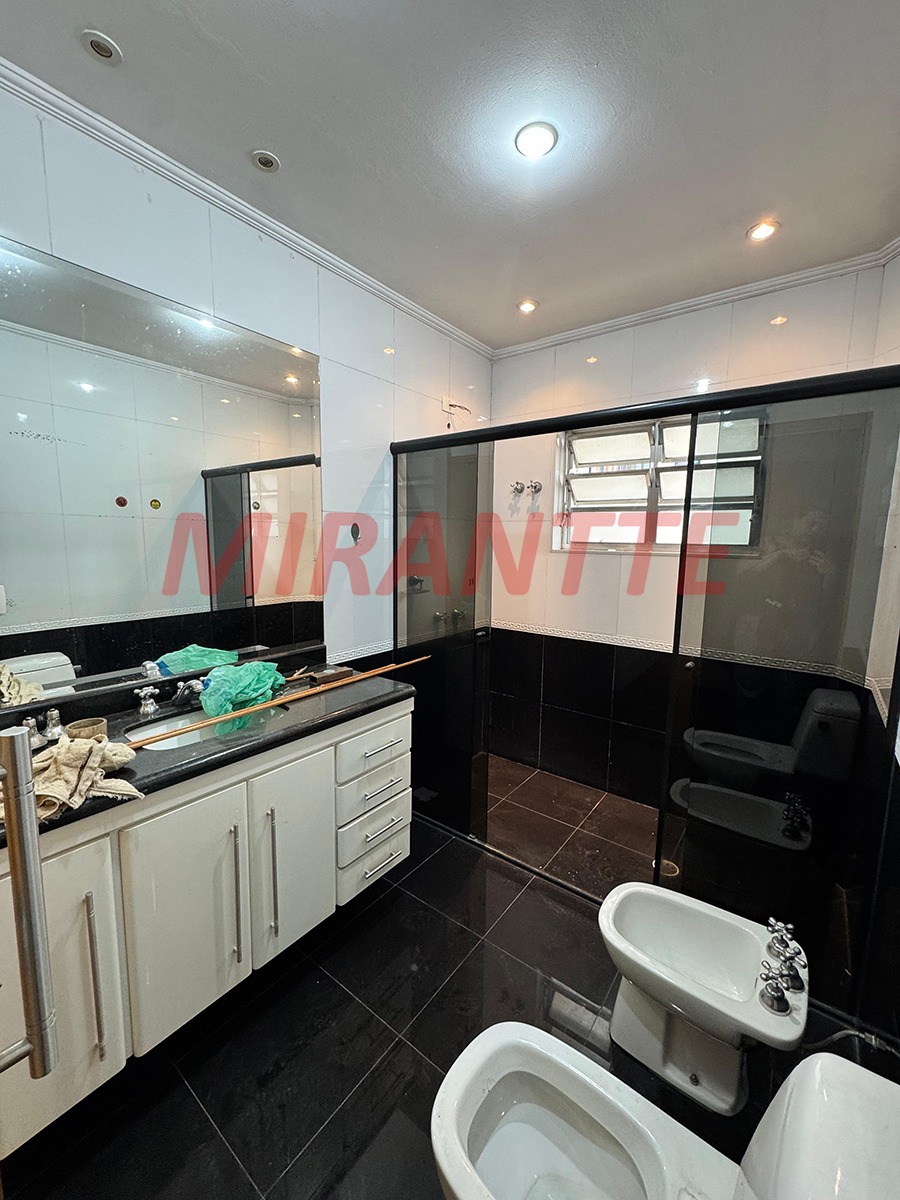 Casa terrea de 167m² com 4 quartos em Vila Santo Estevão
