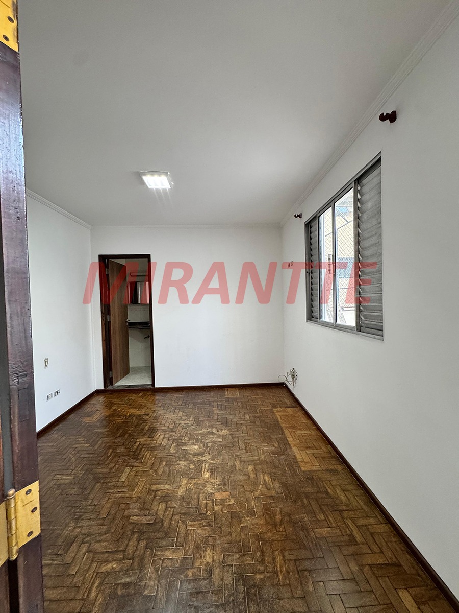 Casa terrea de 167m² com 4 quartos em Vila Santo Estevão