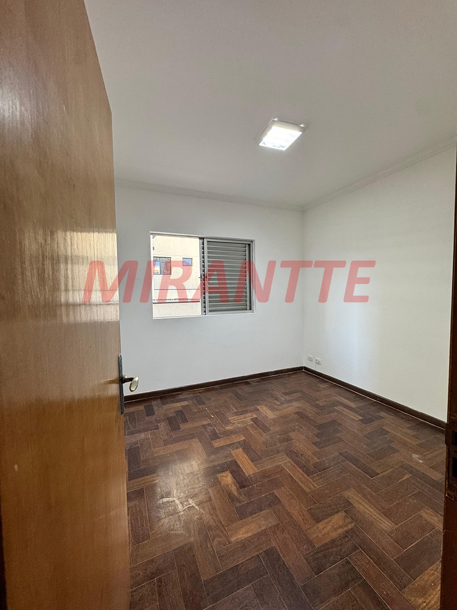 Casa terrea de 167m² com 4 quartos em Vila Santo Estevão