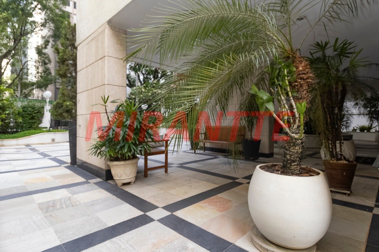 Apartamento de 141.32m² com 3 quartos em Jardim Paulista