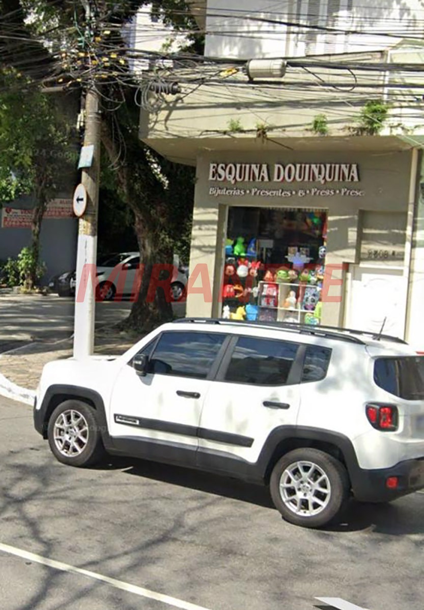 Comercial de 175m² em Parada Inglesa
