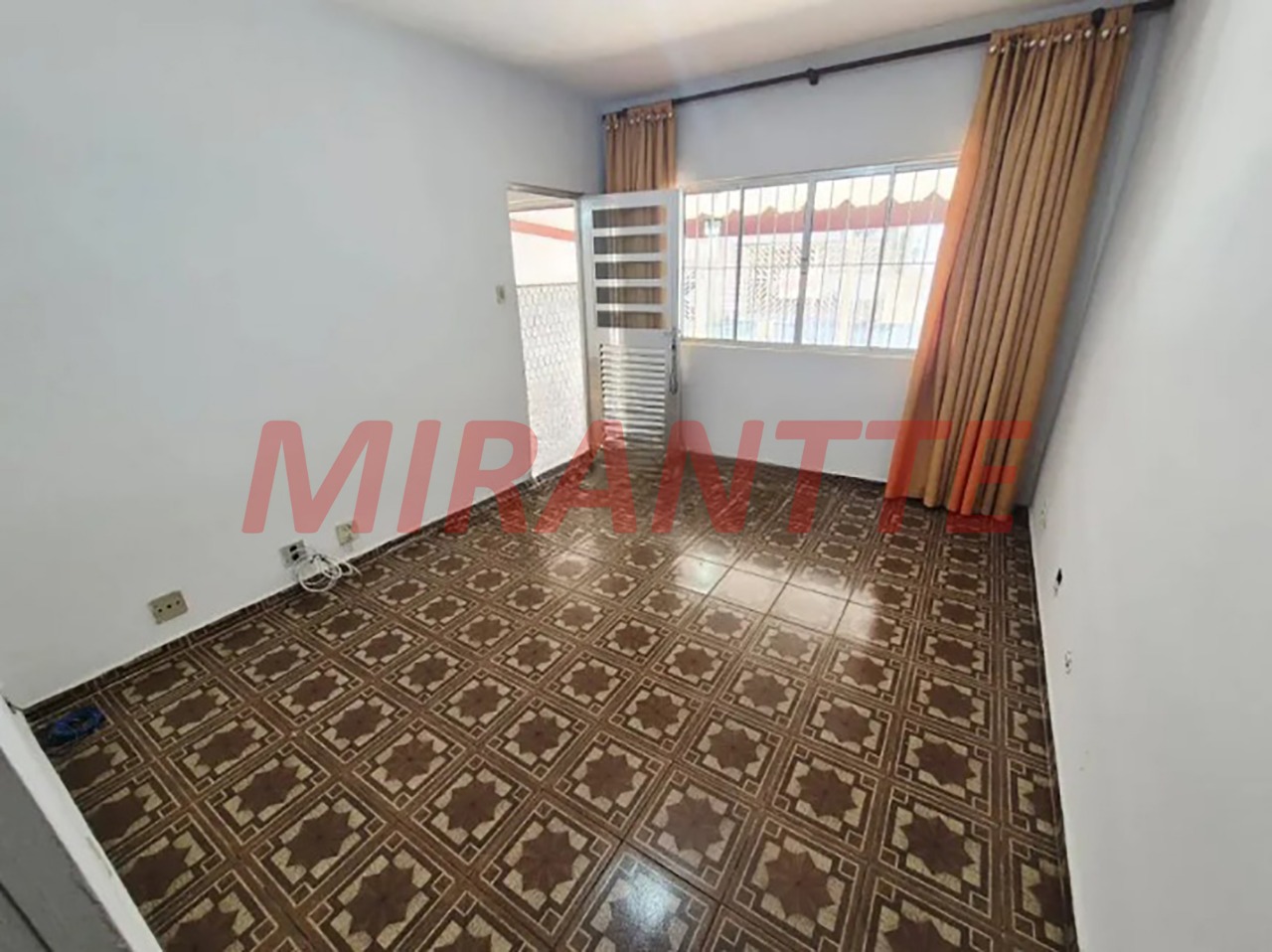 Casa terrea de 100m² com 2 quartos em Parque Vitória