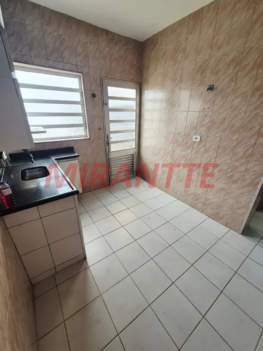 Casa terrea de 100m² com 2 quartos em Parque Vitória