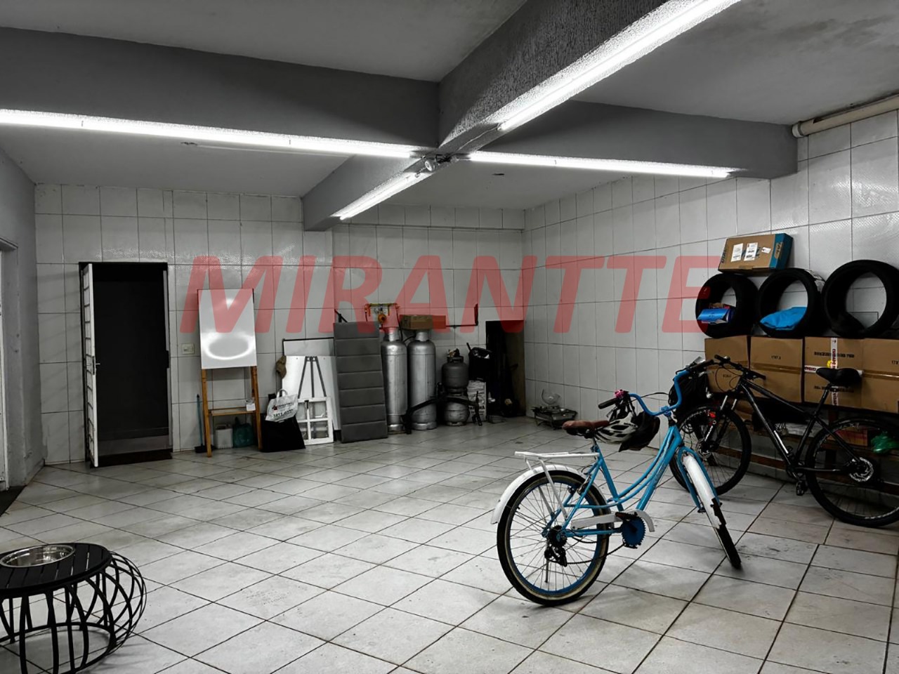 Sobrado de 300m² com 3 quartos em Jardim Samambaia – Mairiporã