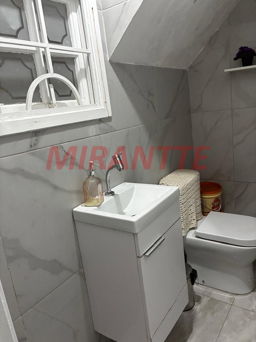 Sobrado de 300m² com 3 quartos em Jardim Samambaia – Mairiporã