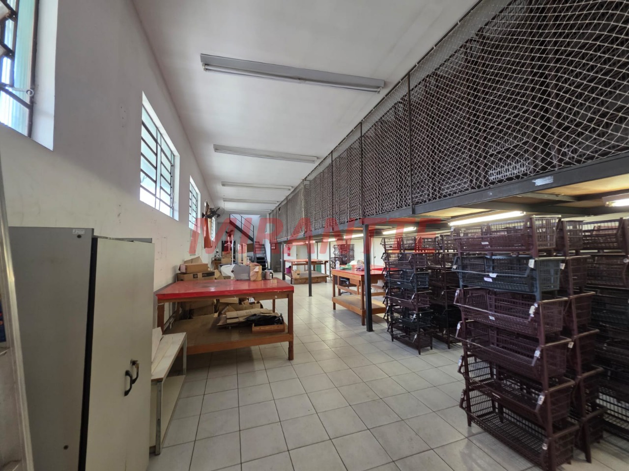Comercial de 600m² em Santana