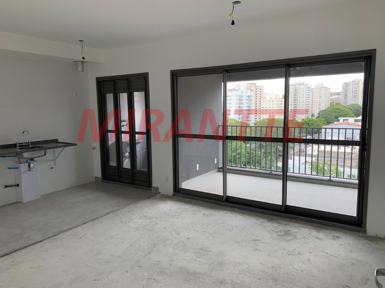 Apartamento de 96m² com 3 quartos em Santana