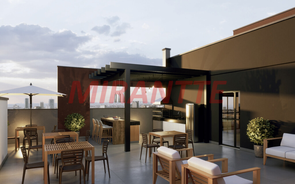 Apartamento de 46m² com 2 quartos em Água Fria