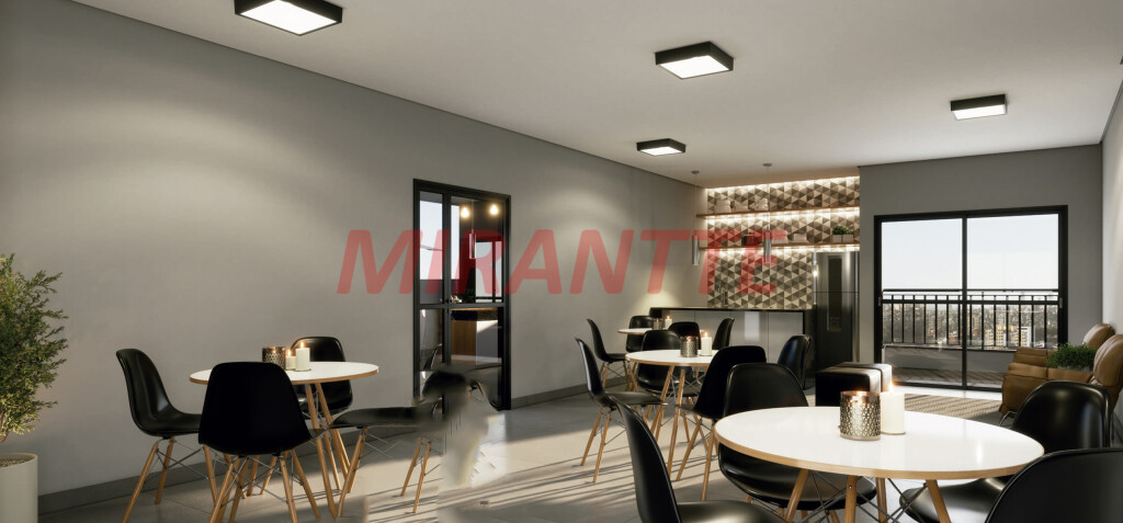 Apartamento de 46m² com 2 quartos em Água Fria